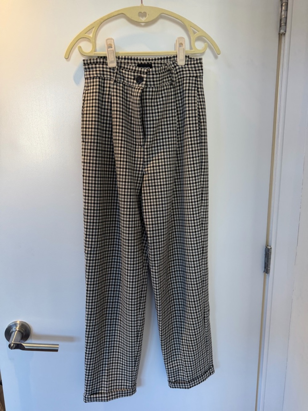 EMME Marcella check cream and black pants high waist